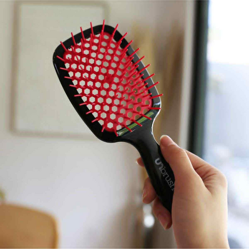 Šetrný rozčesávací hrebeň